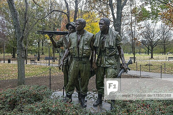 The three soldiers memorial  Washington  District of Columbia  USA  North America