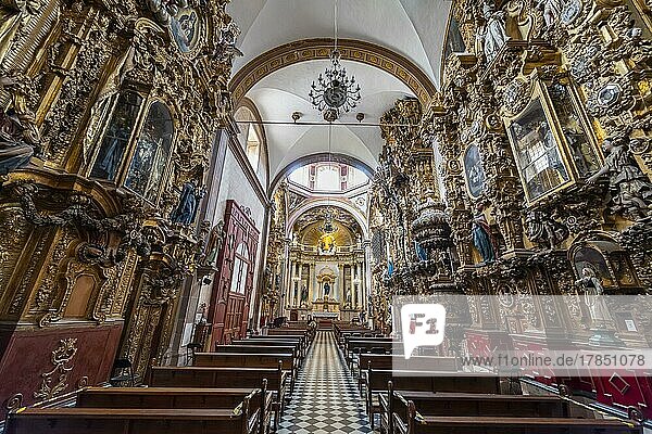 Beautiful interior in the Parish of the Sacred Heart of Jesus Of St. Claire   Unesco site Queretaro  Mexico  Central America