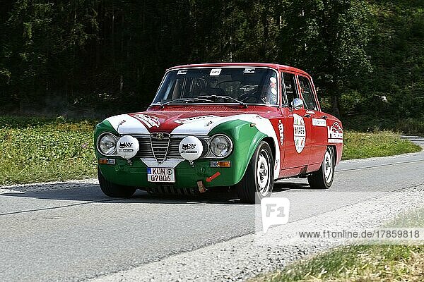 13. 08. 2022  Olympia Rallye 72  1972  50 Jahre Revival 2022  Autorennen  Ralley  Oldtimer  Freising  Alfa Romeo