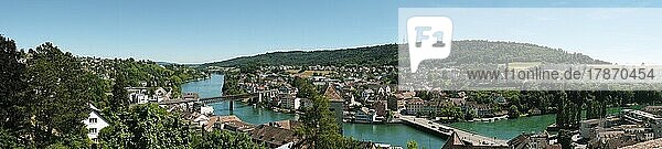 Ausblick von der Stadtfestung Munot auf die Stadt und den Rhein  Schaffhausen  Kanton Schaffhausen  Schweiz  Europa