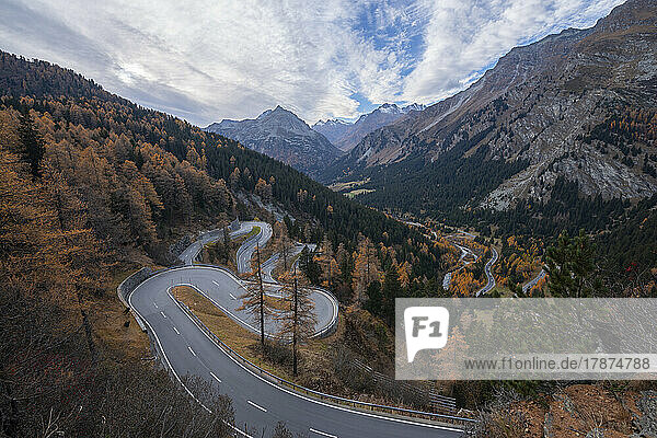 Switzerland  Grisons  Sankt Moritz  View of Maloja Pass road in autumn