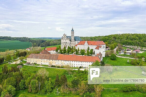 Kloster Abtei barocke Kirche Luftbild in Neresheim  Deutschland  Europa