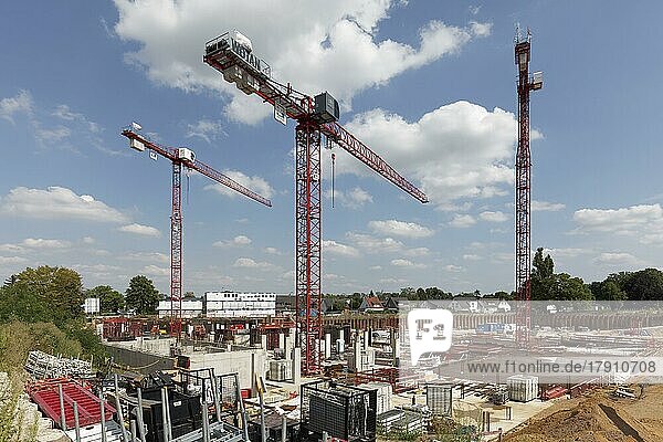 Large construction site with construction cranes  Deiker Höfe  Düsseldorf  North Rhine-Westphalia  Germany  Europe