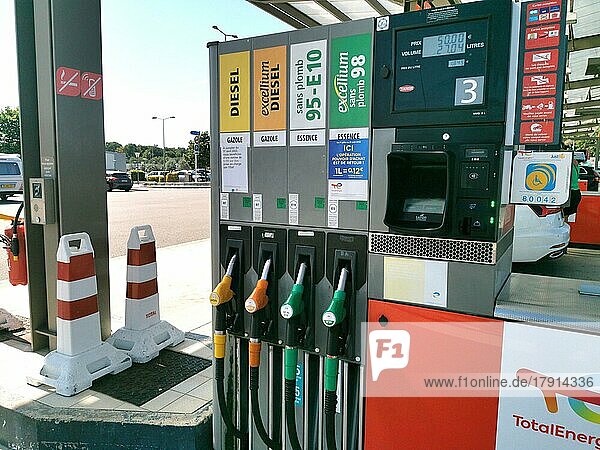 Benzin - insgesamt 12692 Bilder bei Bildagentur F1online