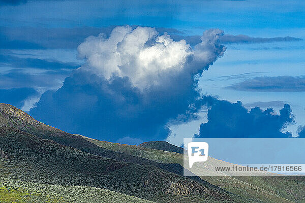 Usa  Idaho  Bellevue  Dramatic clouds over hills near Sun Valley