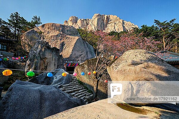 SEORAKSAN  SOUTH KOREA  APRIL 15  2017: Kyejoam Seokgul Hermitage shrine and Ulsanbawi rock in Seoroksan National park  South Korea  Asia