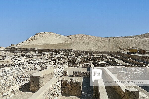 Deir el-Medina  Ruinen einer Arbeitersiedlung des antiken Theben  Ägypten  Afrika