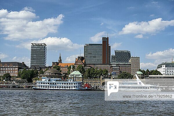 View over the Norderelbe to the Landungsbrücken and the St. Pauli district  Hamburg  Germany  Europe