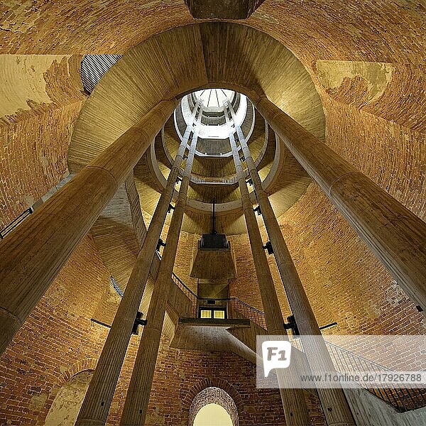 Innenraumaufnahme  Aufblick in den Glockenturm  Französischer Dom  Gendarmenmarkt  Berlin  Deutschland  Europa