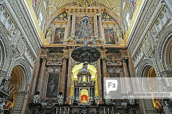 High altar  inner Christian church  mezquita  mosque  cathedral  Cordoba  Cordoba province  Andalusia  Spain  Europe