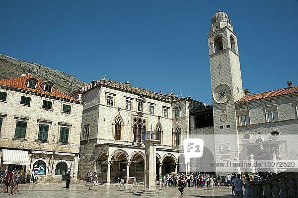 Sponza Palast  Luza-Platz und Glockenturm  Altstadt  Dubrovnik  Dalmatien  Kroatien  Uhrturm  Rathaus  Europa