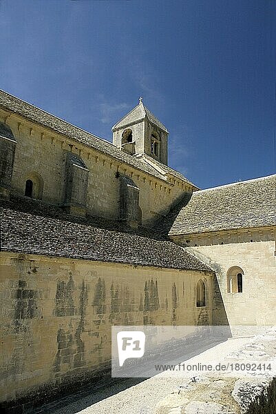 Abteikirche  Abtei Senanque  Gordes  Vaucluse  Provence  Südfrankreich  Zisterzienser  Zisterzienserkloster