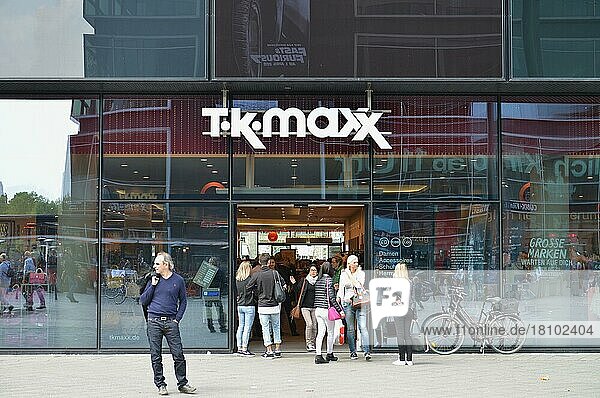 TK Maxx  Alea 101  Alexanderplatz  Mitte  Berlin  Deutschland  Europa