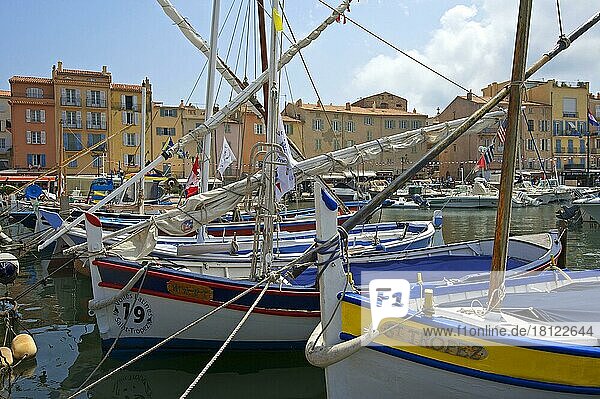 Am Hafen von Saint Tropez  Var  Französische Riviera  Provence-Alpes-Cote d'Azur  Frankreich  Europa