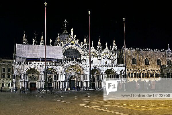 Markusdom  Kathedrale  Venedig  Venetien  Basilica di San Marco  Bsilika  Venezia  Regione del Veneto  Italien  Europa