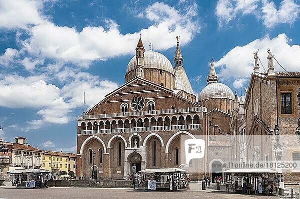 Basilika des Heiligen Antonius  Padua  Venetien  Italien  Europa