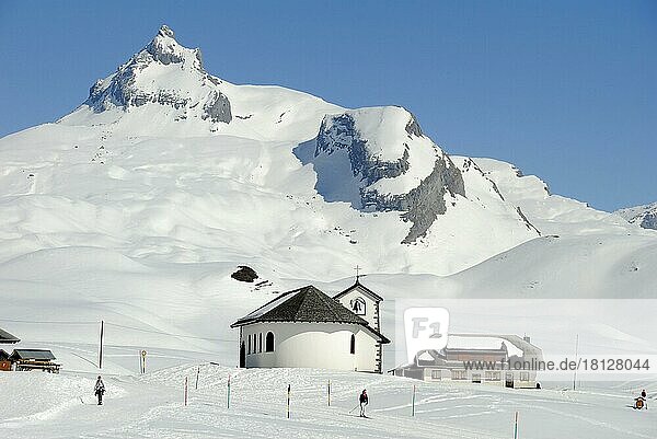 Melchsee-Frutt  Kapelle und Häuser auf der Tannalp  Skigebiet in den Schweizer Alpen  Kanton Obwalden  Schweiz  Europa