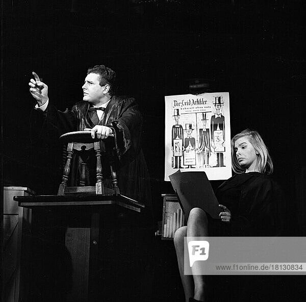 Die Leid-Artikler a cabaret group under Dietrich Kittner  here at a performance in Hanover in 1964  Germany  Europe