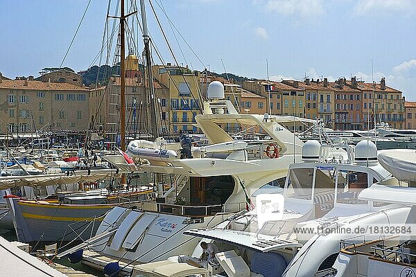 Am Hafen von Saint Tropez  Var  Französische Riviera  Provence-Alpes-Cote d'Azur  Frankreich  Europa