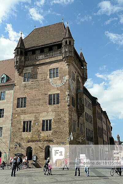 Nassauer Haus  Turmhaus  mittelalterlicher Wohnturm  Geschlechterturm  Lorenzer Altstadt  Nürnberg  Franken  Mittelfranken  Bayern  Deutschland  Europa