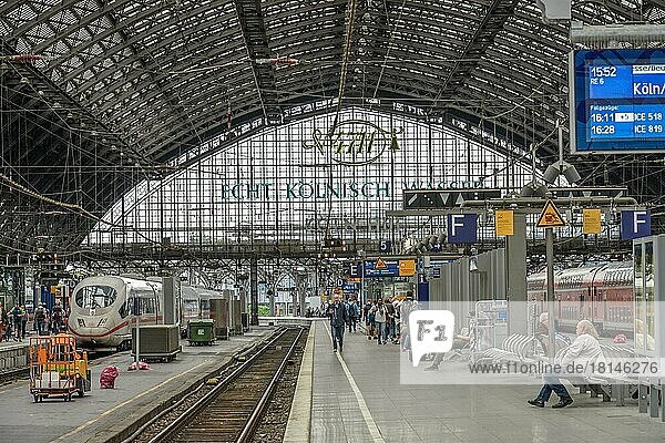 ICE  Central Station  Cologne  North Rhine-Westphalia  Germany  Europe