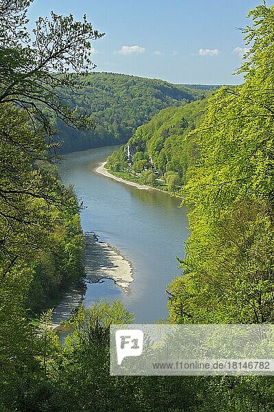 Blick auf die Donau  von der Befreiungshalle  April  Kehlheim  Altmühltal  Franken  Bayern  Deutschland  Europa