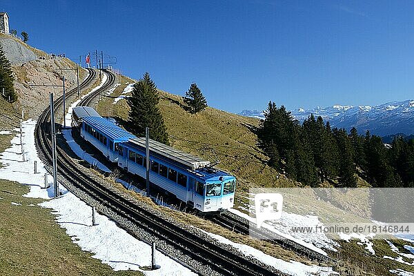 Bergbahn auf Rigi-Kulm  Zahnradbahn  verkehrt zwischen Arth-Goldau und Rigi-Kulm  Zentralschweiz  Schweiz  Europa
