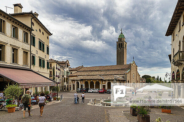 Historisches Zentrum  Asolo  Treviso  Venetien  Italien  Europa