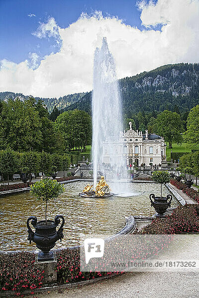 Linderhof Palace  Oberbayern  Bavaria  Germany