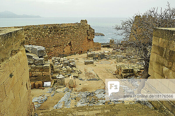 The Acropolis at Lindos  Rhodes  Dodecanese  Aegean Sea  Greece  Europe