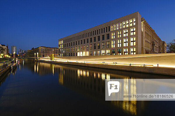 Germany  Berlin  Spree river and Humboldt Forum museum at night