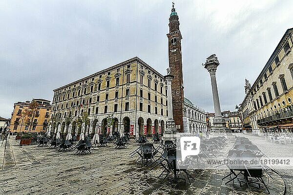 Piazza dei Signori im historischen Zentrum in der Unesco-Weltkulturerbestätte Vicenza  Italien  Europa