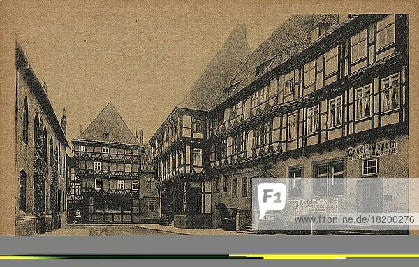 Am Holzmarkt  Halberstadt  Sachsen-Anhalt  Deutschland  Postkarte Text  Ansicht um ca 1910  Historisch  digitale Reproduktion einer historischen Postkarte  public domain  aus der damaligen Zeit  genaues Datum unbekannt  Europa
