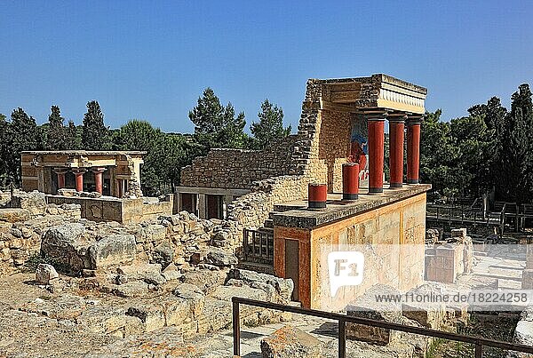 Knossos  Minoan palace complex  the bastion  Crete  Greece  Europe