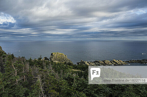 Canada  Labrador  Newfoundland  Twillingate  Seascape view with coastline on cloudy day