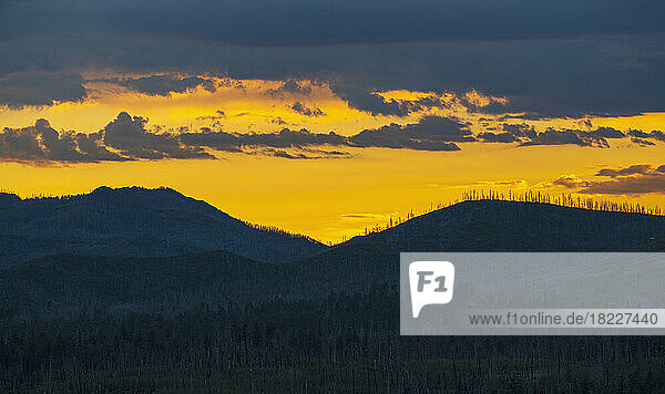 USA  New Mexico  Los Alamos  Scenic mountain landscape over Bandelier National Monument at sunset