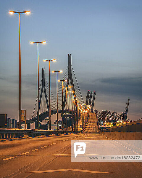 Germany  Hamburg  Illuminated Kohlbrand Bridge at dusk
