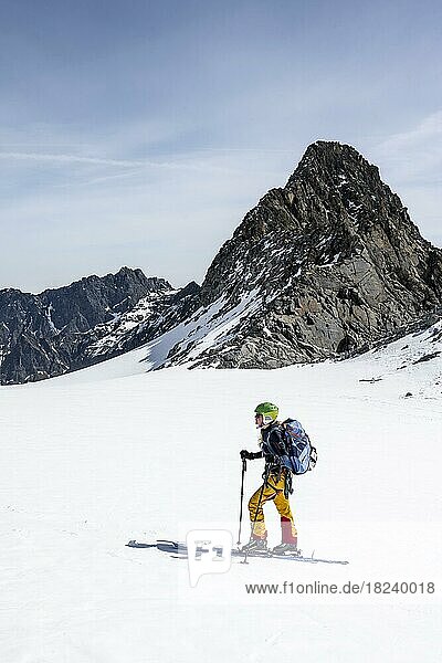 Ski tourers on the ascent  mountains in winter with snow  Stubai Alps  Tyrol  Austria  Europe
