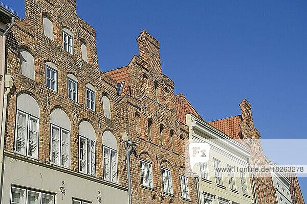 Bürgerhäuser  Altbaufassaden  Giebel  Glockengießerstraße  Lübeck  Schleswig-Holstein  Deutschland  Europa