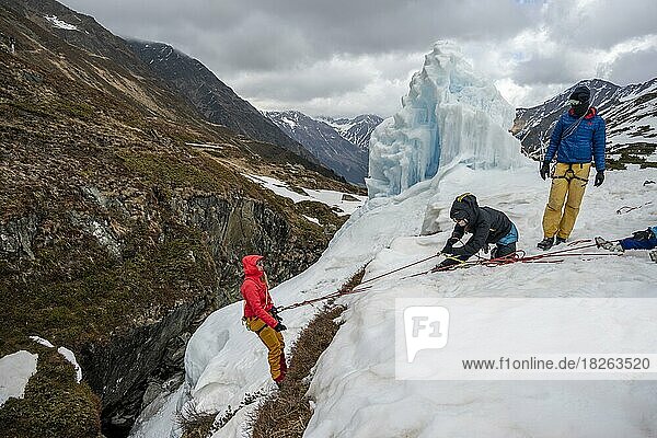 Exercise in crevasse rescue for ski tours  risk management in winter in the mountains  Neustift im Stubai Valley  Tyrol  Austria  Europe