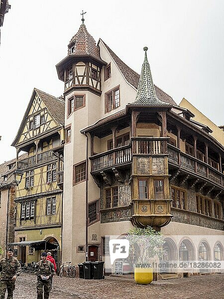 Das historische Maison Pfister und Fachwerkhäuser in der Innenstadt  Colmar  Grand Est  Haut-Rhin  Alsace  Elsass  Frankreich  Europa