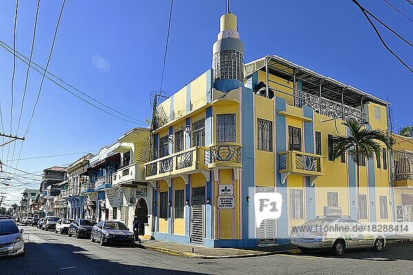 Straßenansicht in der Cuidad Colonial  Altstadt  Santo Domingo  Dominikanische Republik  Karibik  Mittelamerika