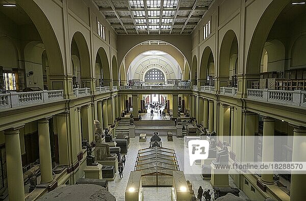 Central Hall  Ground Floor  Egyptian Museum  El-Tahrir Square  Cairo  Egypt  Africa