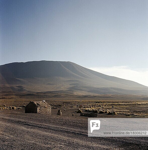 Atacama Wüste Bolivien Hochebene Bergpanorama Wohnhaus