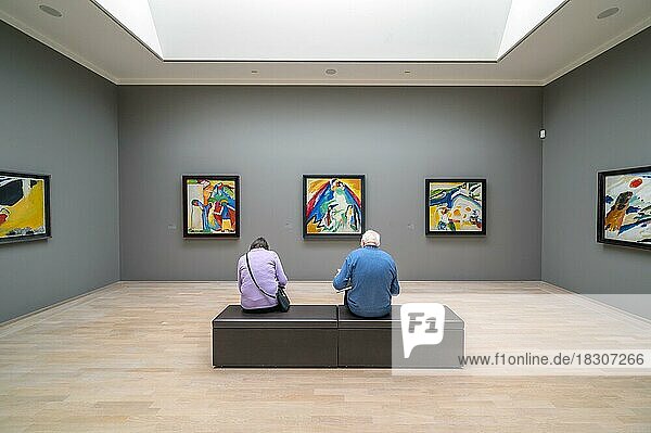 Raum mit Werken von Wassily Kandinsky  Städtische Galerie im Lenbachhaus  München  Oberbayern  Bayern  Deutschland  nur für den redaktionellen Gebrauch  Europa