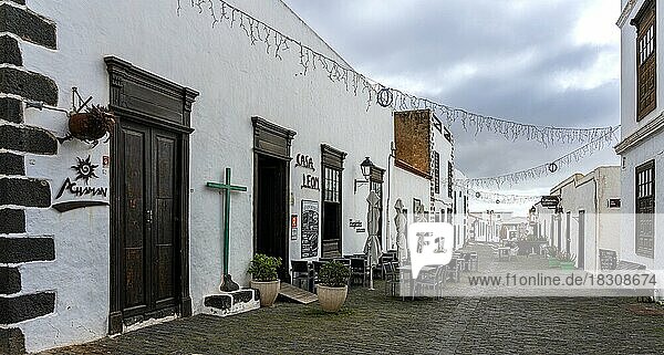 Häuser und Gassen in der Altstadt von Teguise  Lanzarote  Kanaren  Spanien  Lanzarote  Spanien  Europa