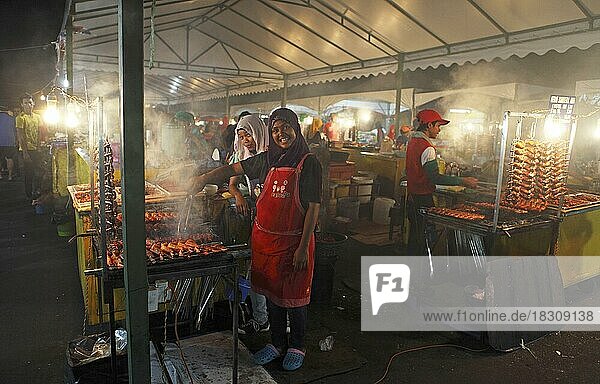 Filipino Nachtmarkt in Kota Kinabalu  Sabah  Borneo  Malaysia  Asien