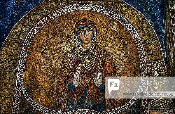 La Martorana  v. 1143  with 12th century gold ground mosaics  Palermo  Sicily  Palermo  Sicily  Italy  Europe