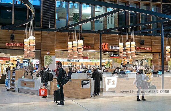 Heinemann Dutyfree Travel Value Shop  Main Building  Terminal 1  BER Airport  Berlin-Brandenburg  Germany  Europe