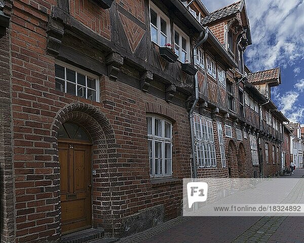 Historische Fachwerkhäuser in der Altstadt  16. Jhd.  Lüneburg  Niedersachsen  Deutschland  Europa